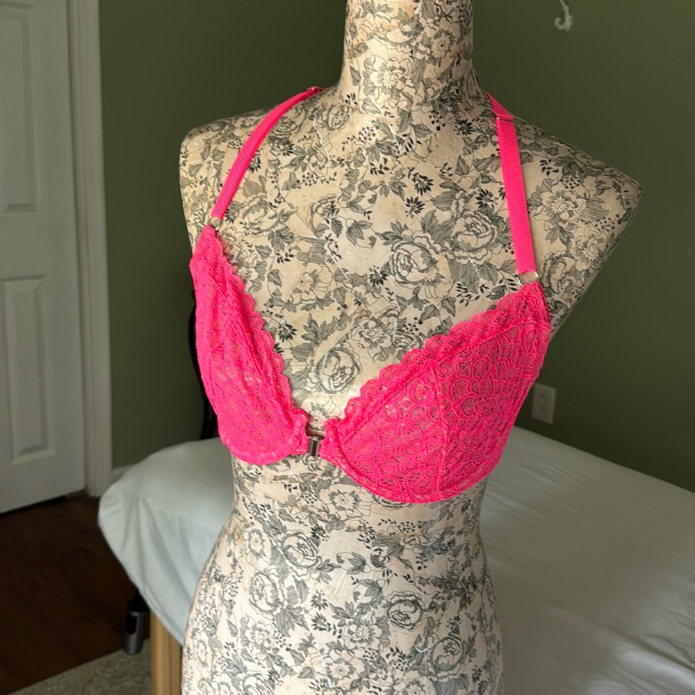 Victoria's Secret Hot Pink Lace unlined racerback Bra